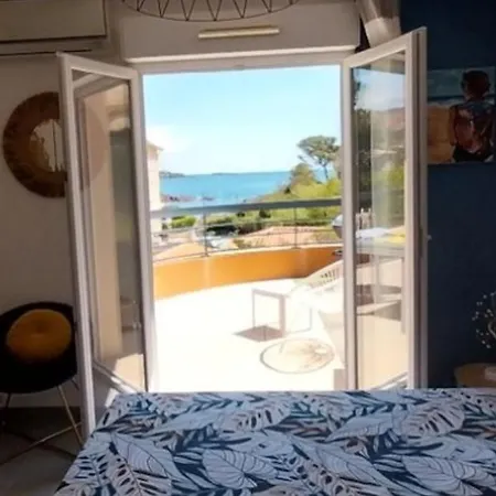Apartmán Joli Vue Et Collines Saint-Raphaël