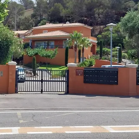 Apartment Joli Vue Et Collines Saint-Raphael (Var)